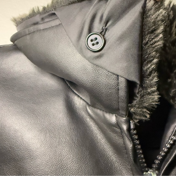 Vintage Limited Too Faux Leather Removal Faux Fur Jacket - Picture 7 of 10